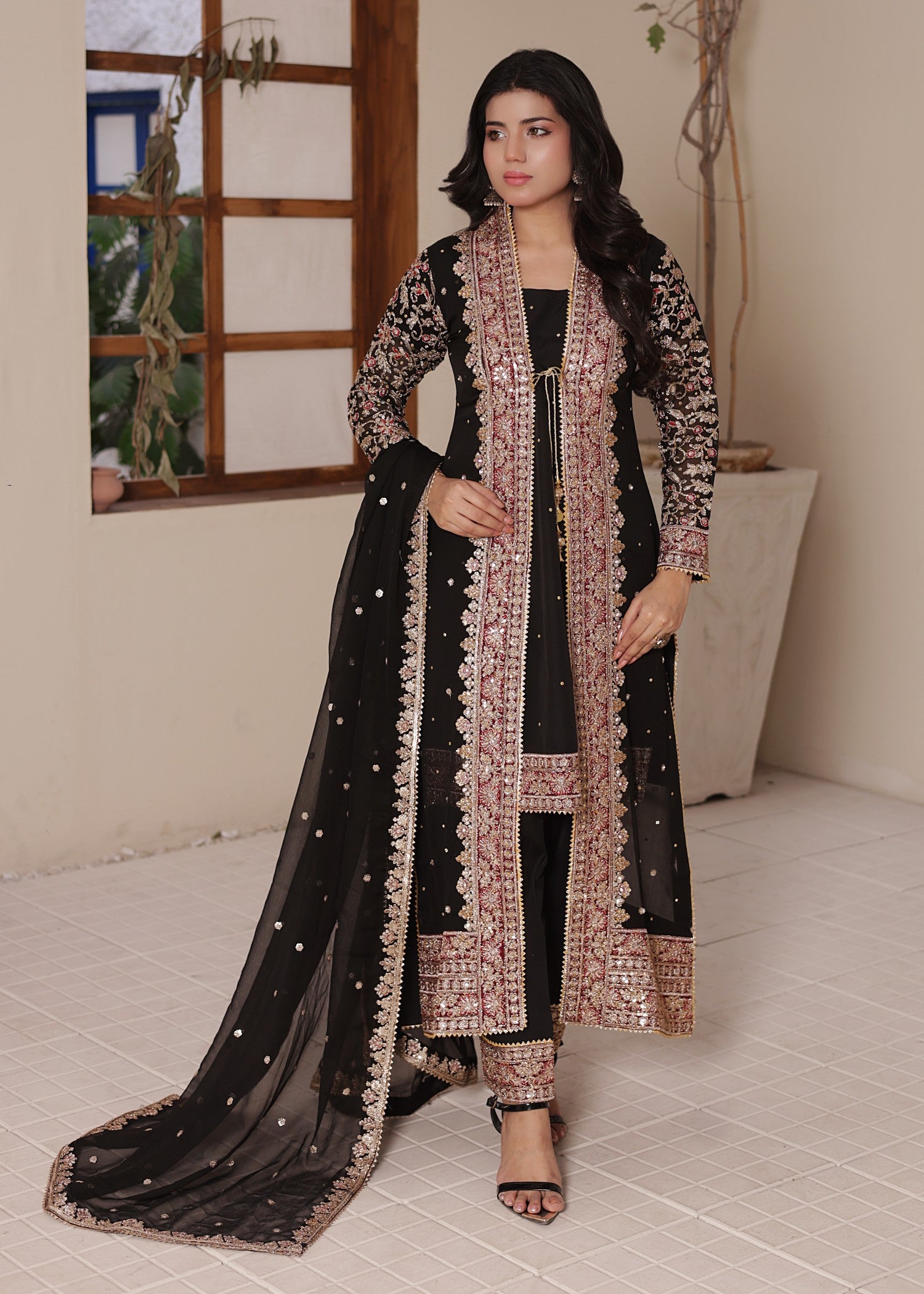 bemberg crinkle chiffon Gown in Black