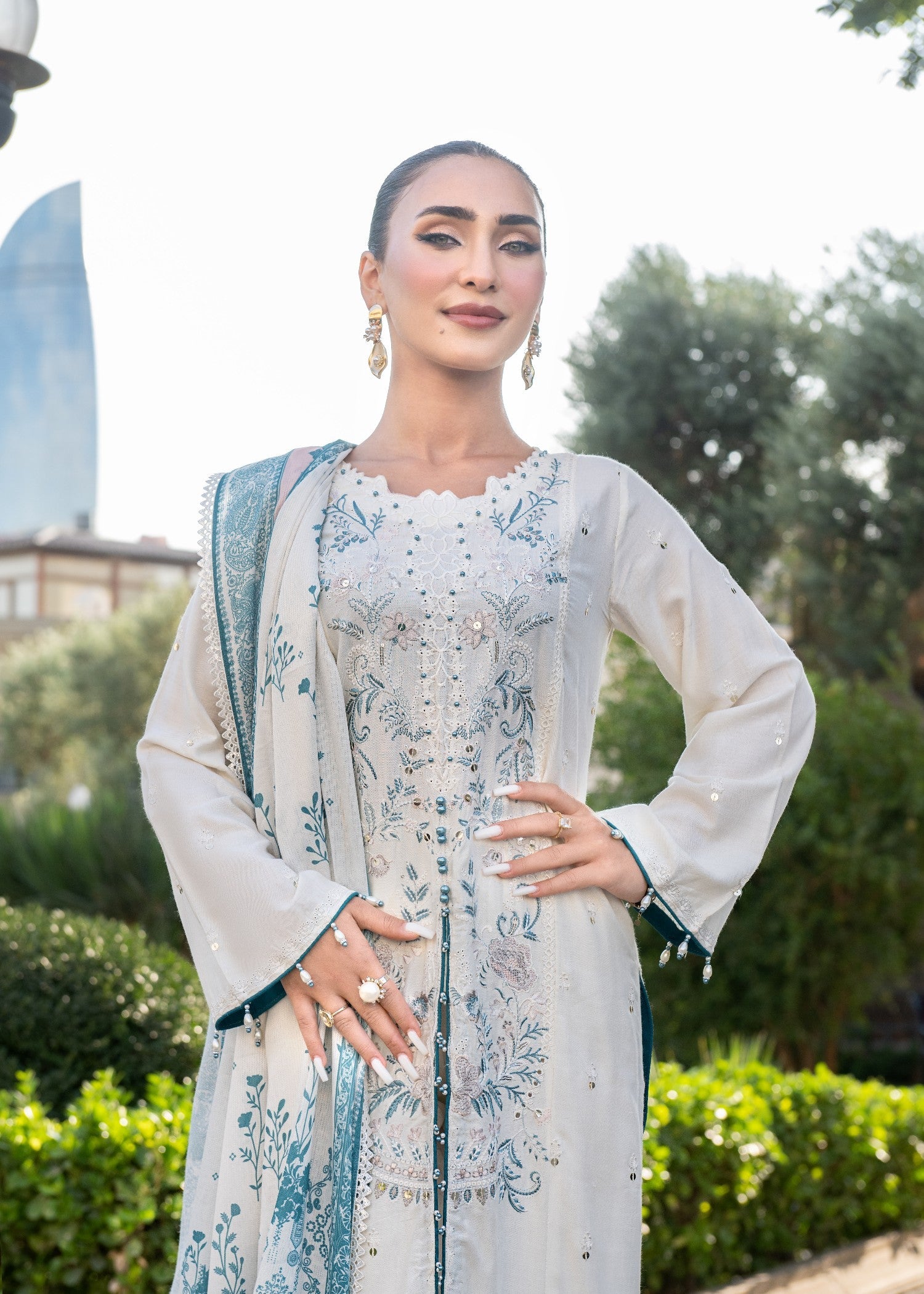 linen Kurta Set in Off-white