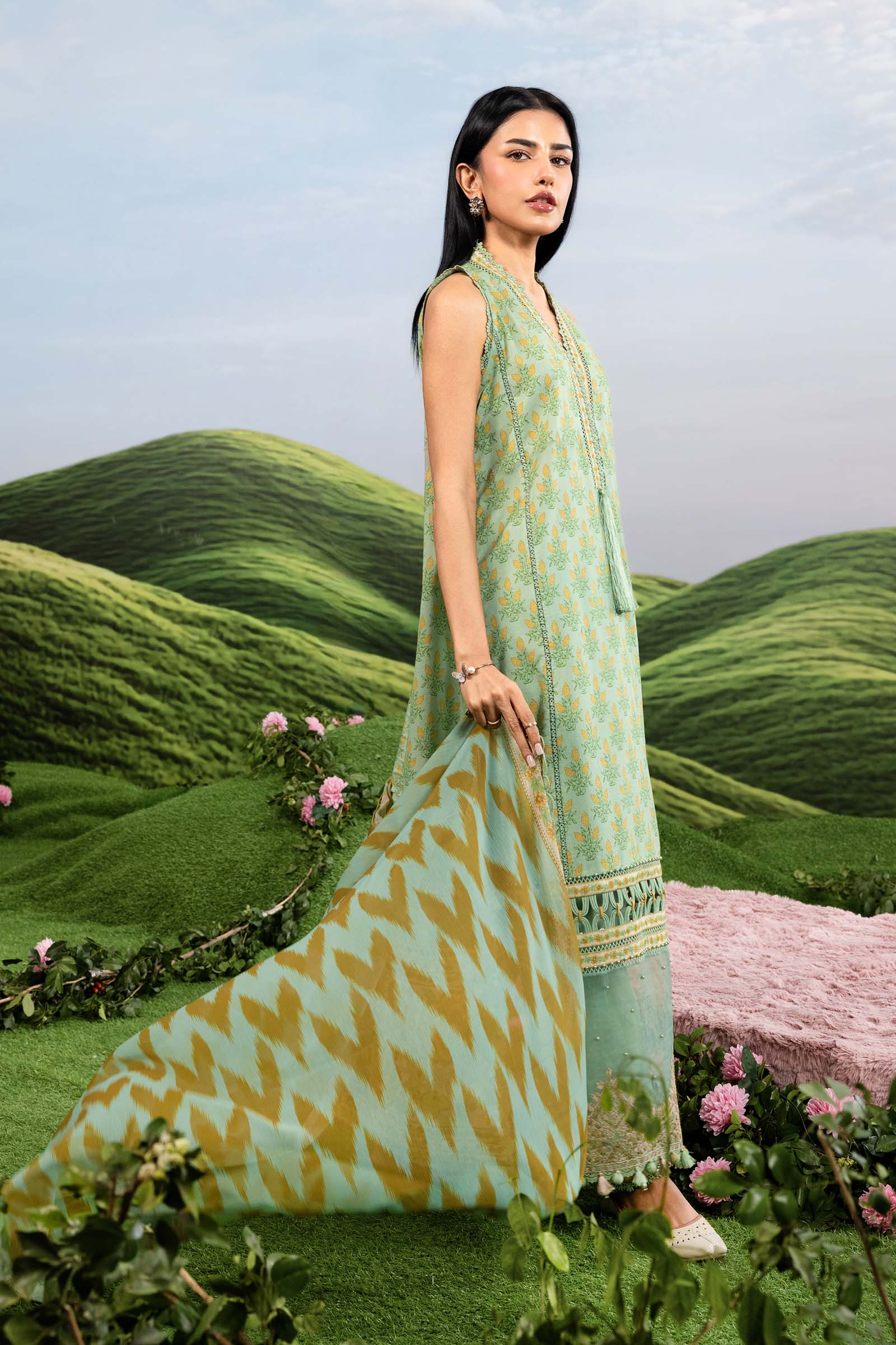 MBasics Dreamscape Lawn – MB1412B