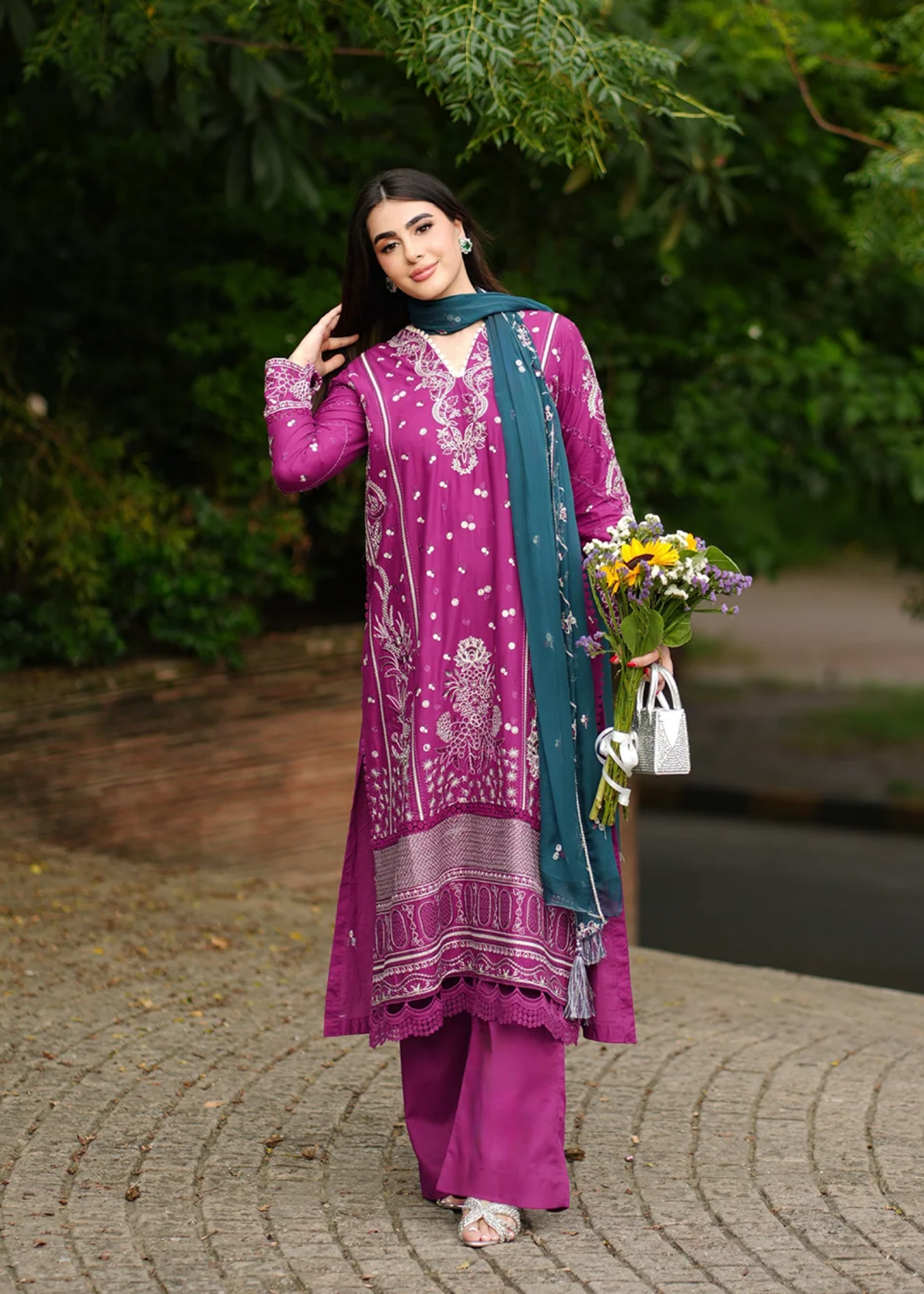 lawn Kurta Set in Magenta haze