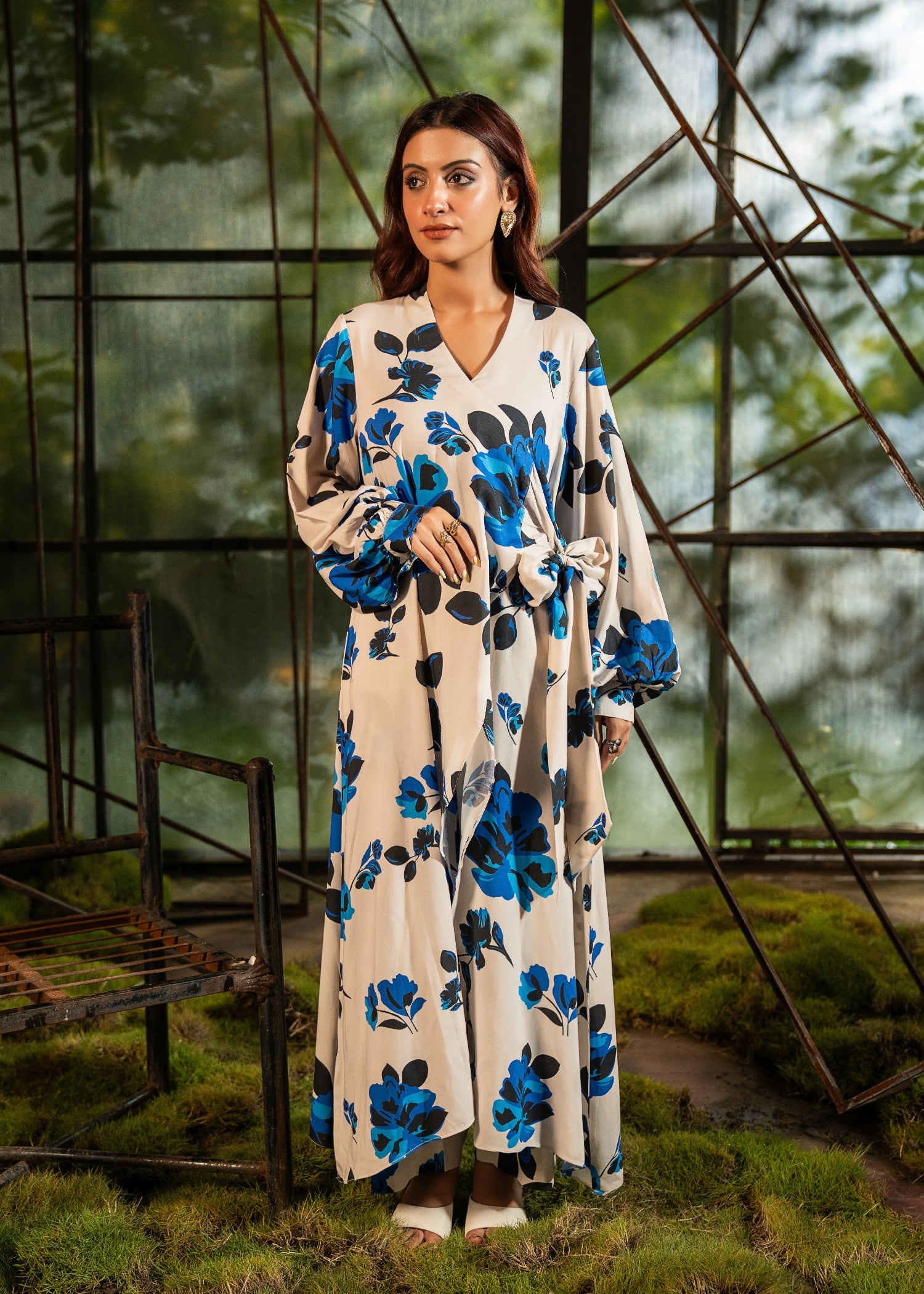 pure viscose Maxi in Off-white, sapphire blue