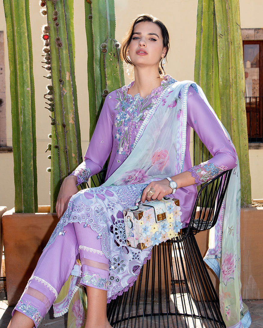 Odyssey Luxury Lawn – Ailyn