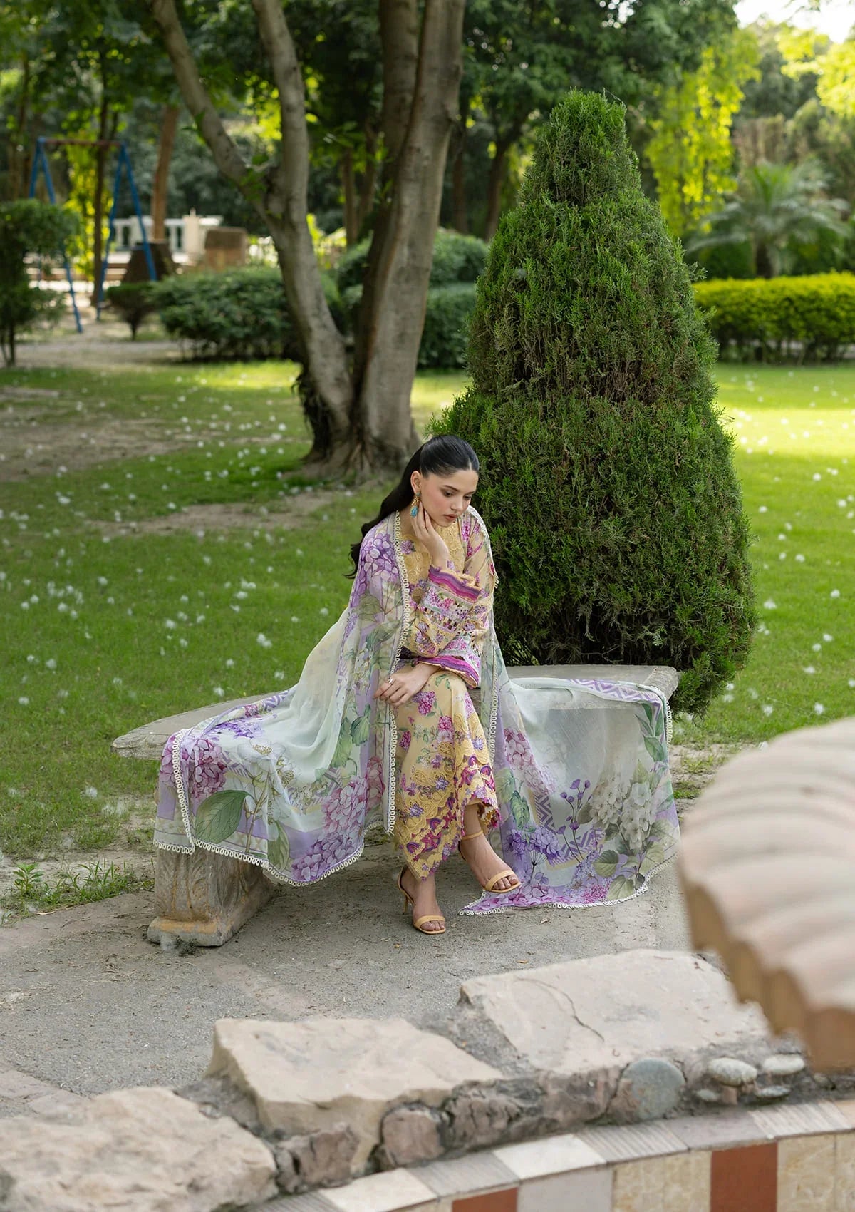 Signature Lawn Edit – 7a Stella