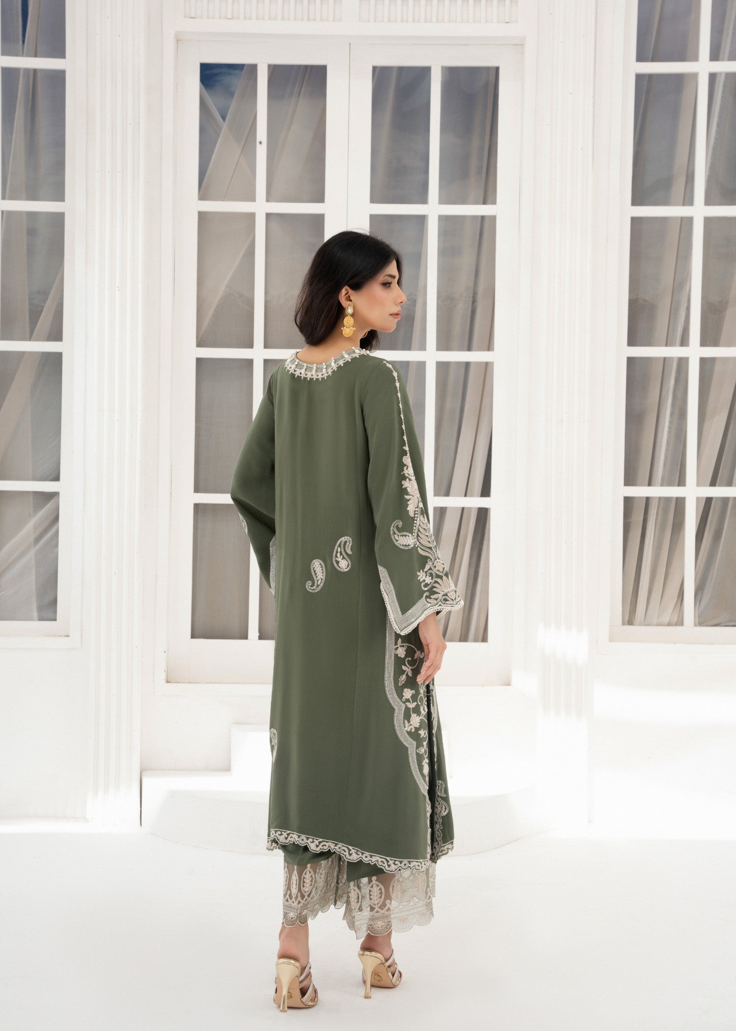 crepe Kurta Set in Sage green