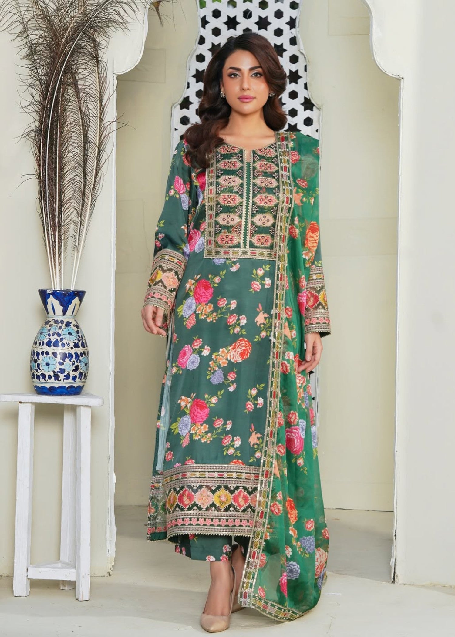 banarasi resham silk Kurta Set in Green