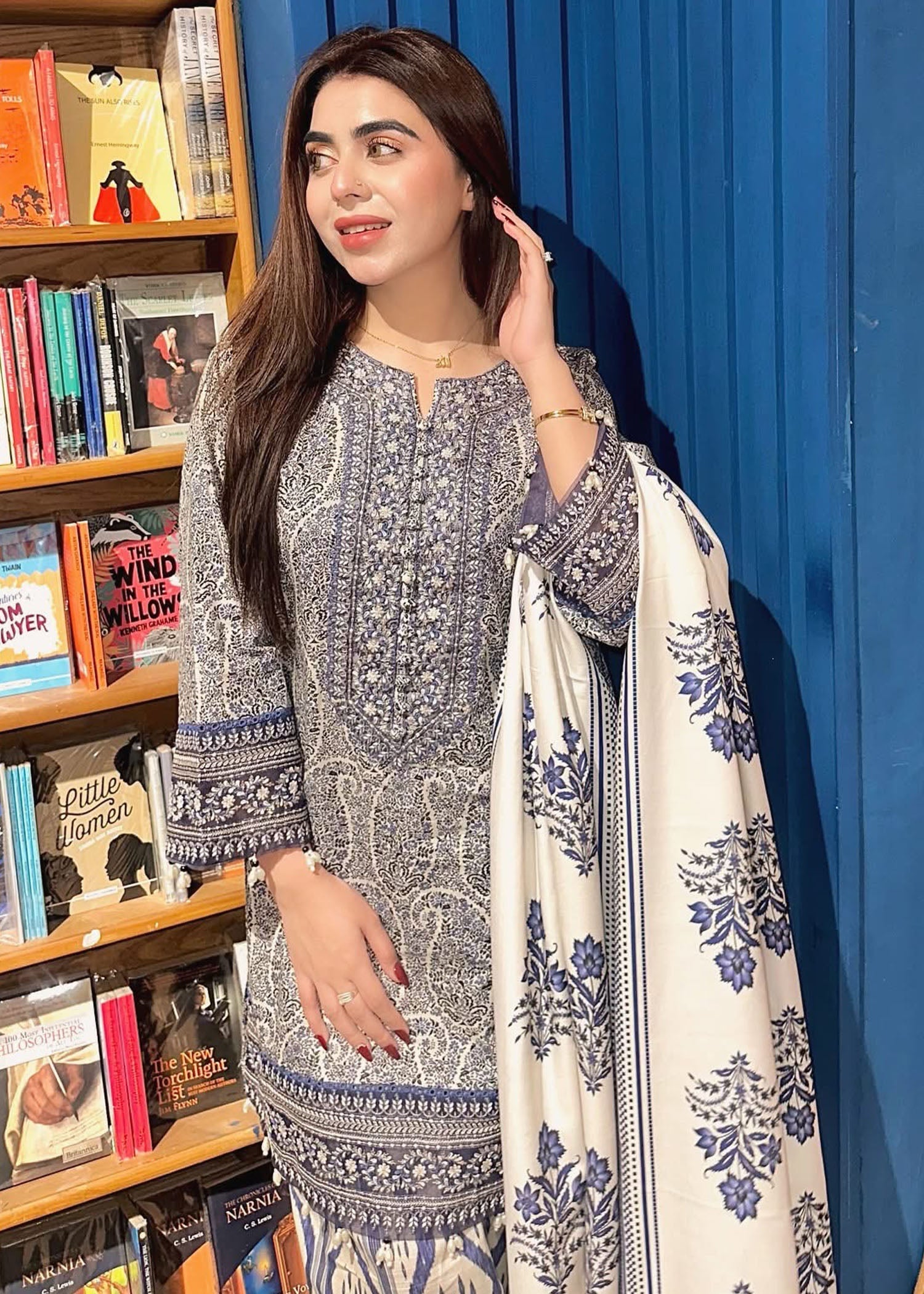khaddar Kurta Set in Blue, beige