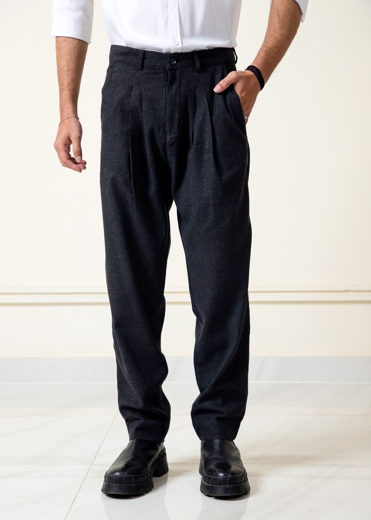 cotton linen Pants in Charcoal