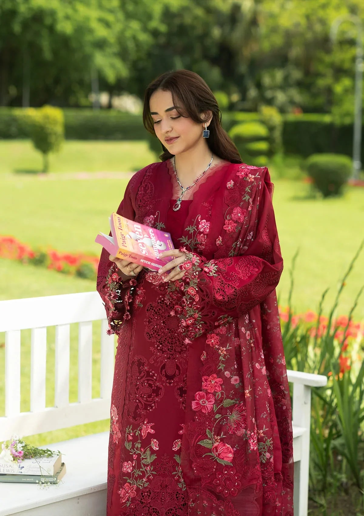 Luxury Lawn – ELQ-4a Falling Petals