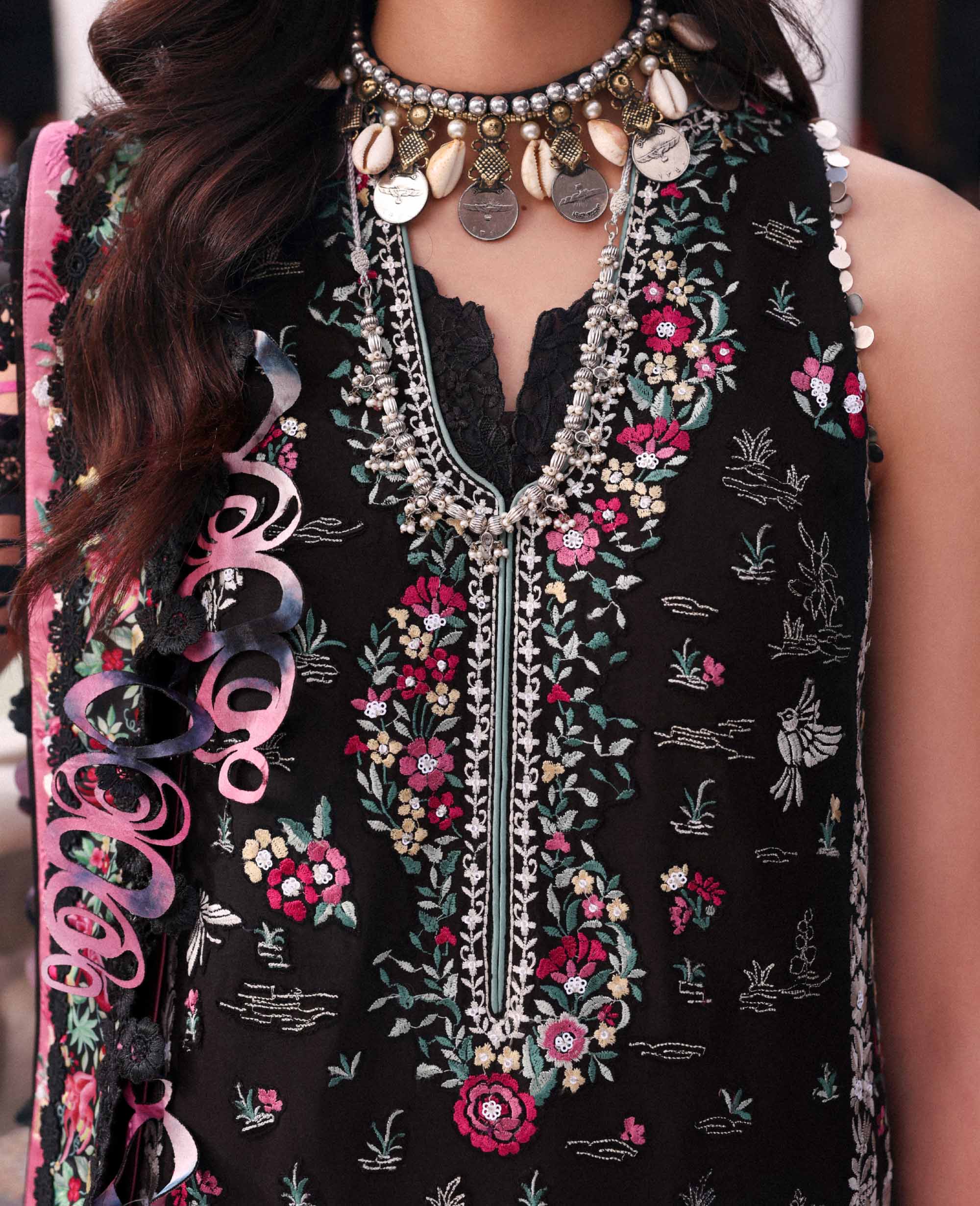 Republic Reine Eid Luxury Lawn – Elia