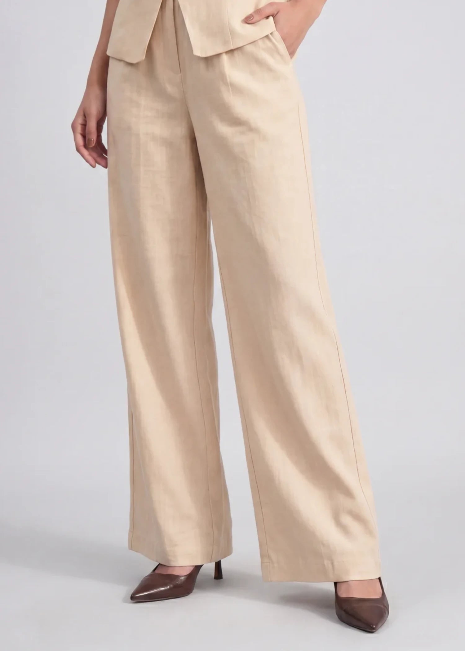 linen Trousers in Peach orange