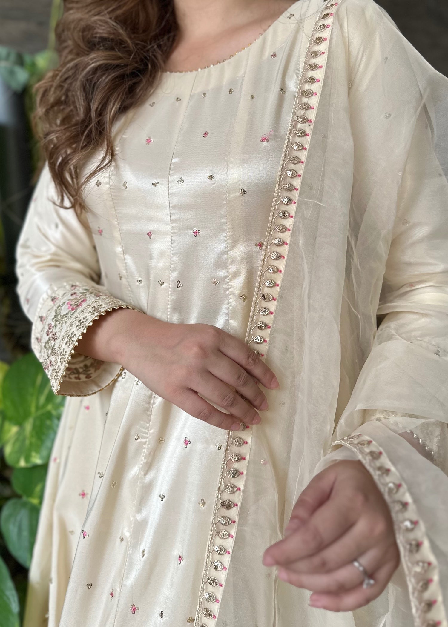 silk Maxi in Off-white