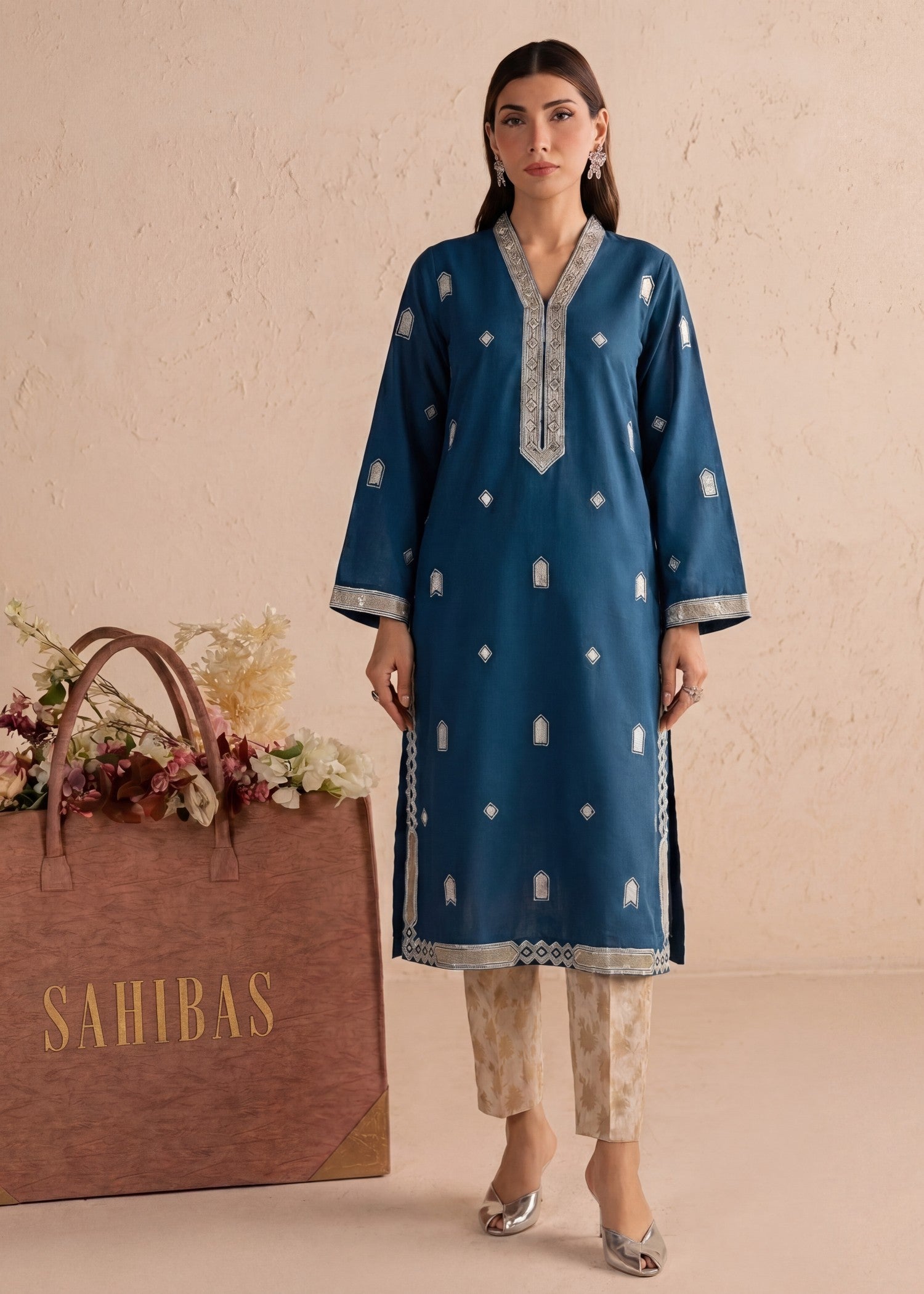 khaddar Kurta Set in Steel blue