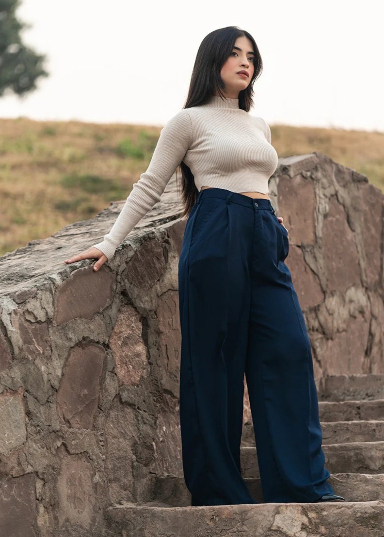 georgette Pants in Navy blue