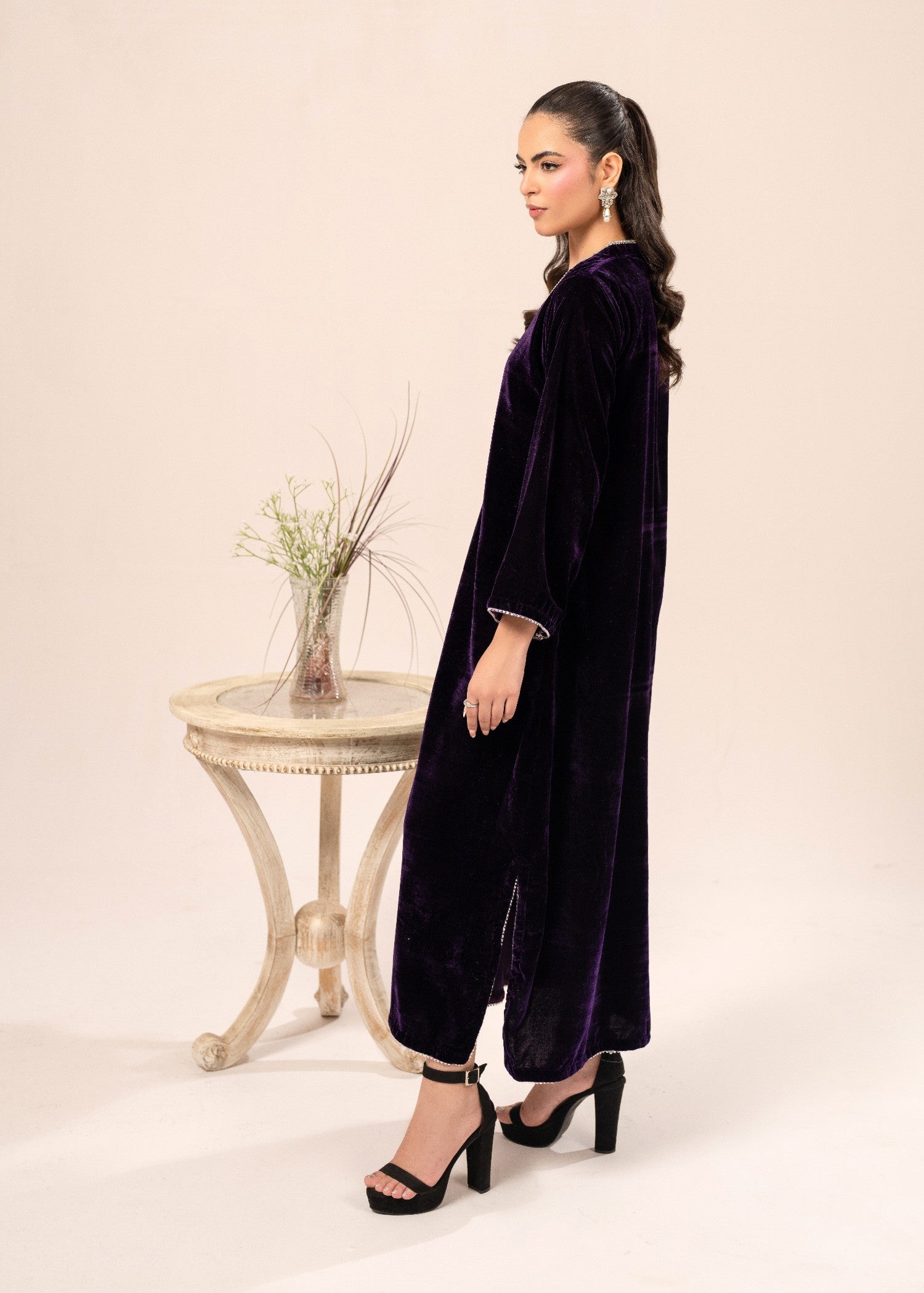 velvet Kaftan in Plum