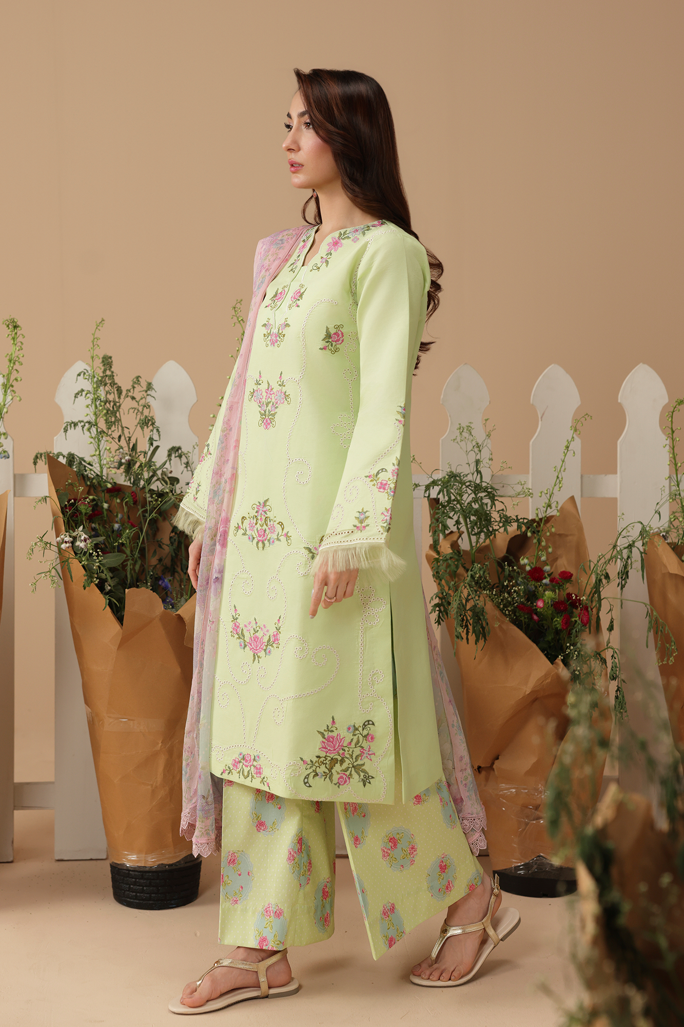 Jahaan Lawn Edit – J-11