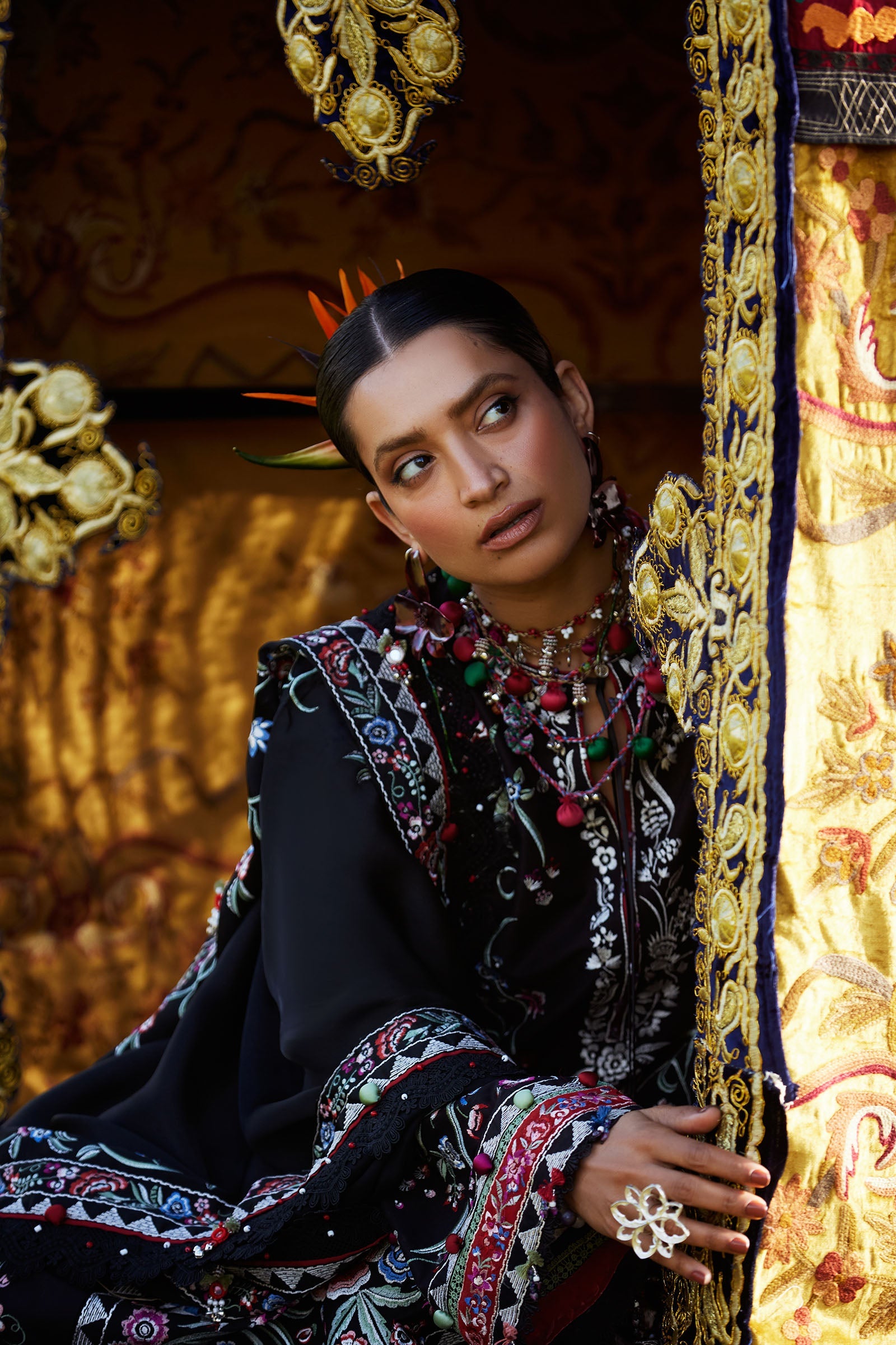Kashmee Luxury Eid Lawn – ZABAR (EL26-01 A)