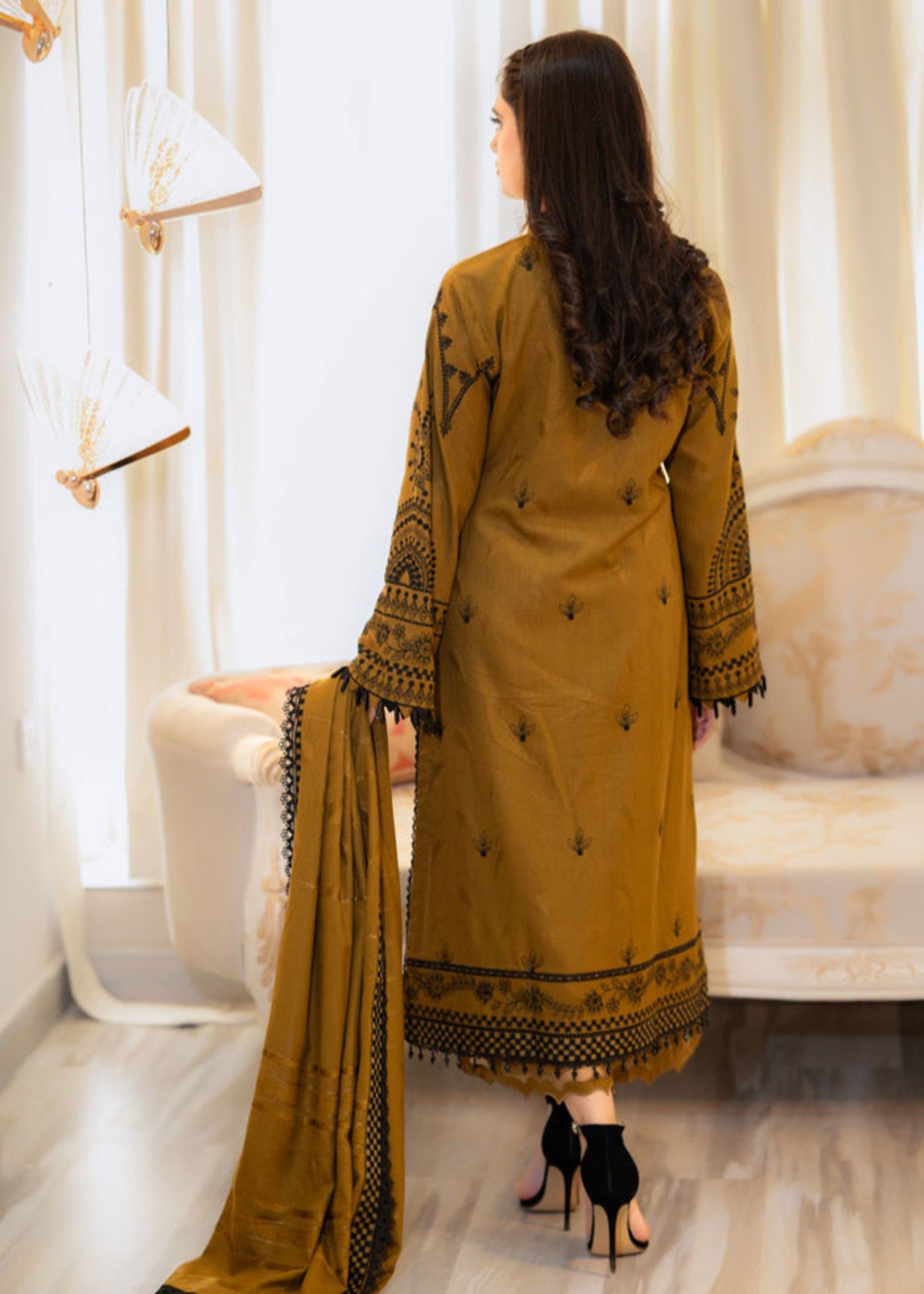 dhanak Kurta Set in Tawny brown