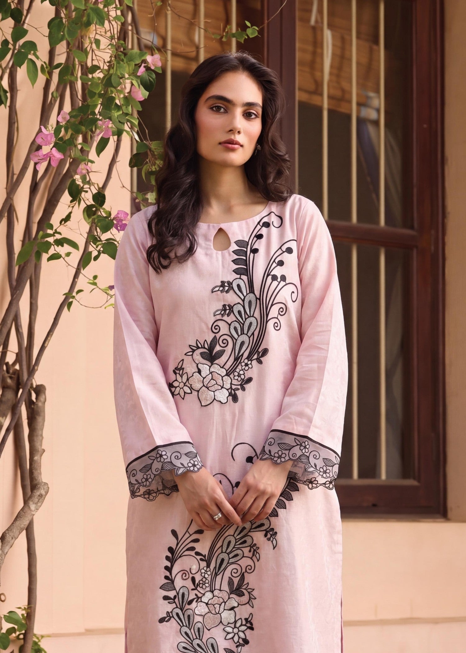 textured lawn Kurta Set in Baby pink