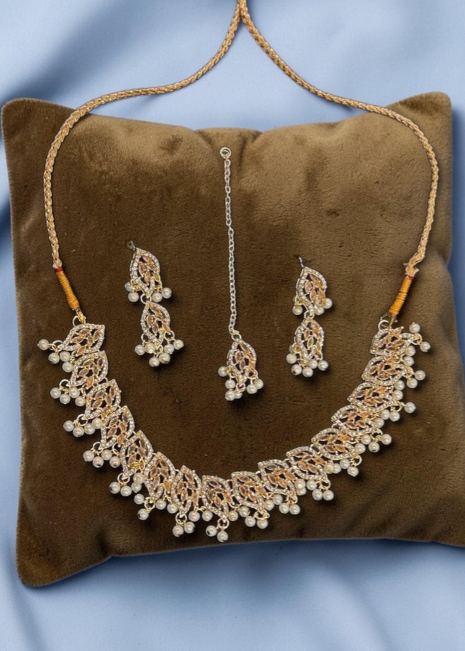 Jewelry Set in Champagne Color by - Trendy Women Jewelry Set UNZ2937