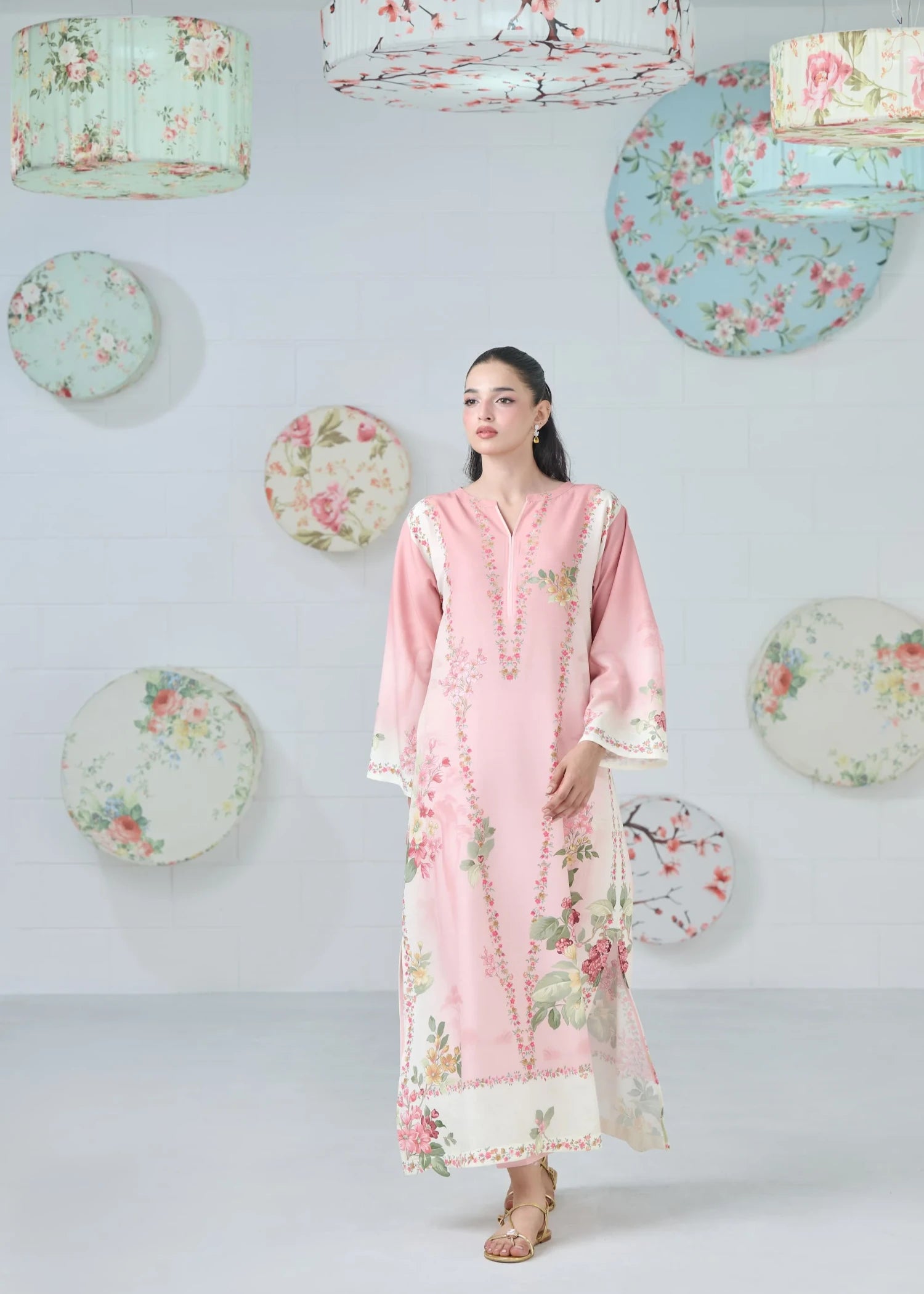 raw silk Kaftan in Pink