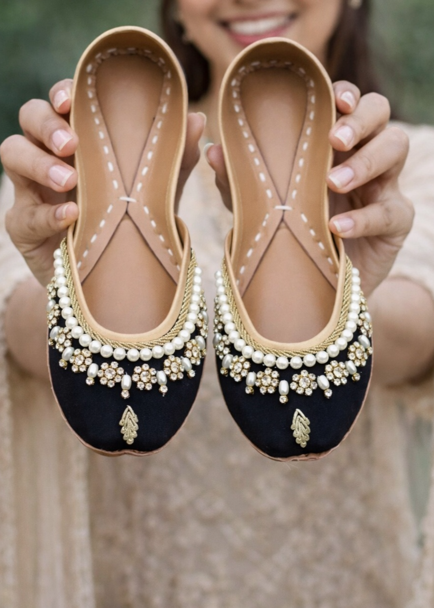 Khussa in Black by - High Quality Women Khussa ARL8054