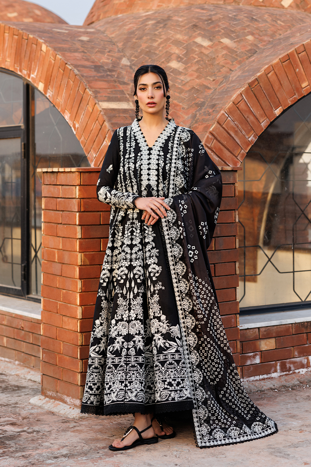 Mirabelle Festive Luxury Lawn – MIDNIGHT BLISS