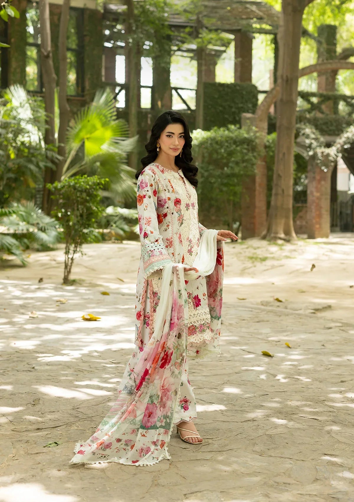 Signature Lawn Edit – 4a Claire