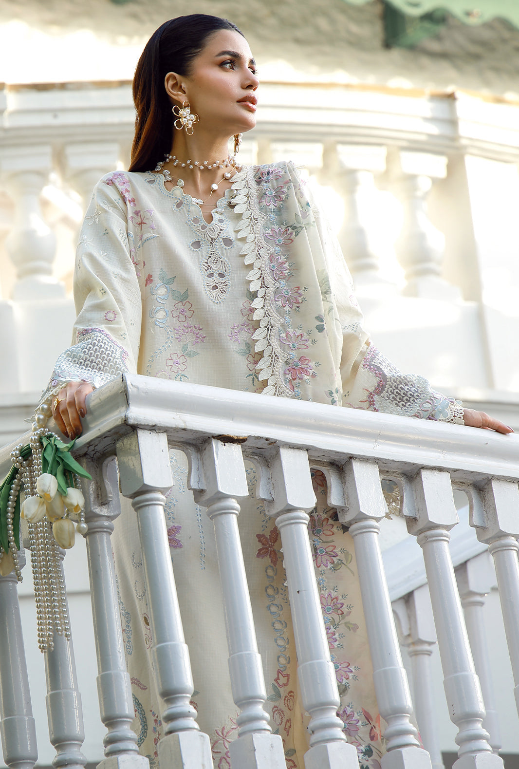 AJR Alif Signature Lawn – Zova