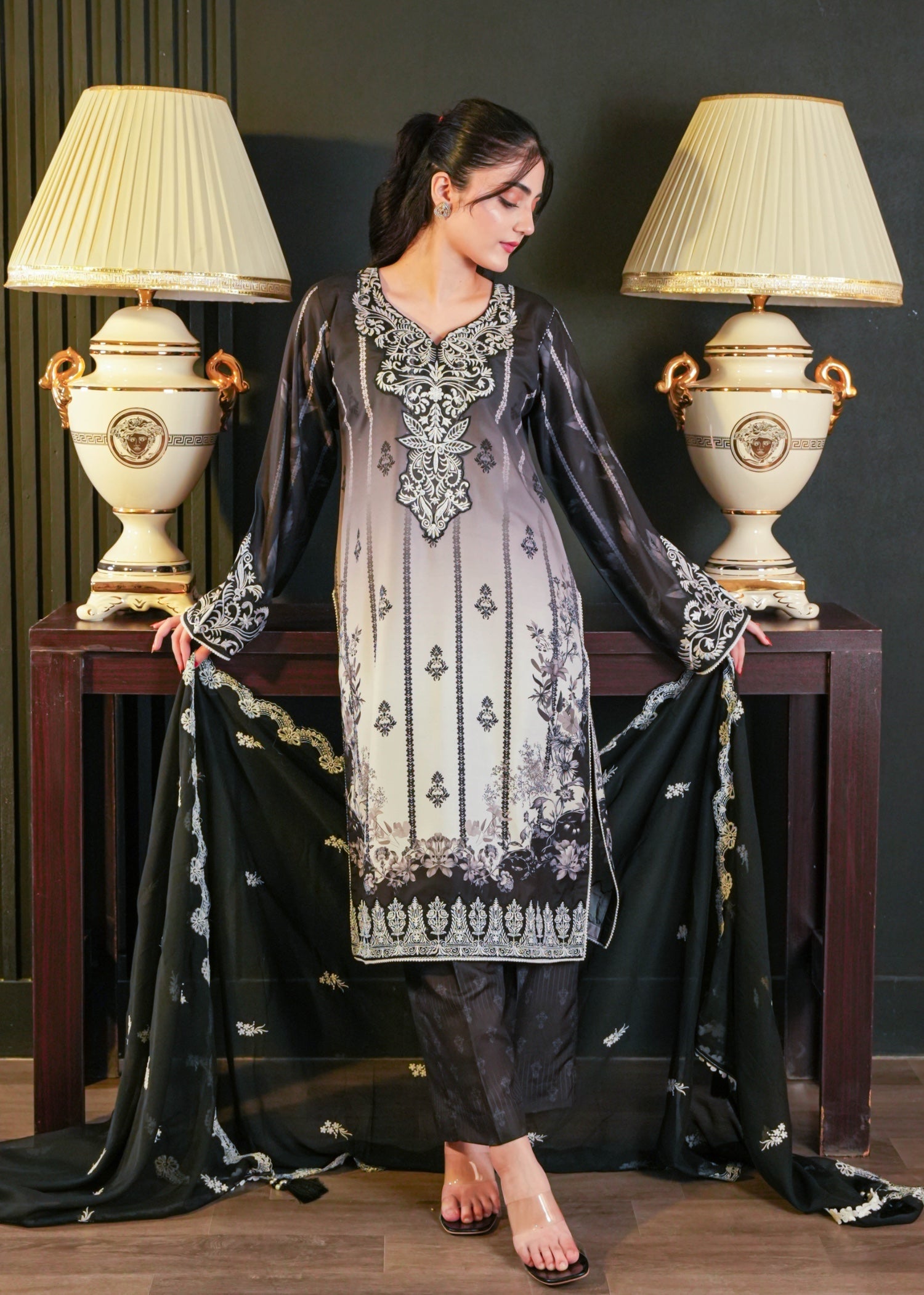 slub cambric Kurta Set in Jet black