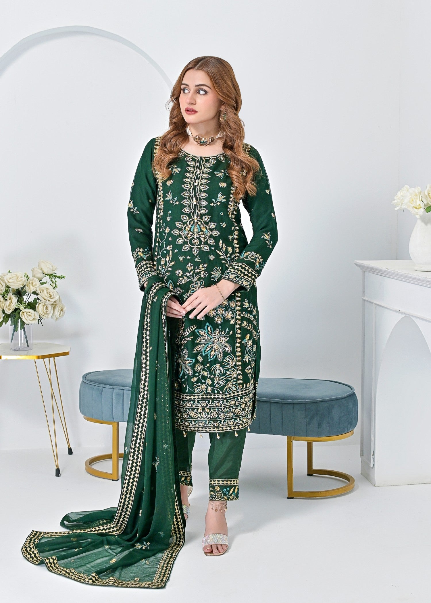 crinkle chiffon Kurta Set in Bottle green