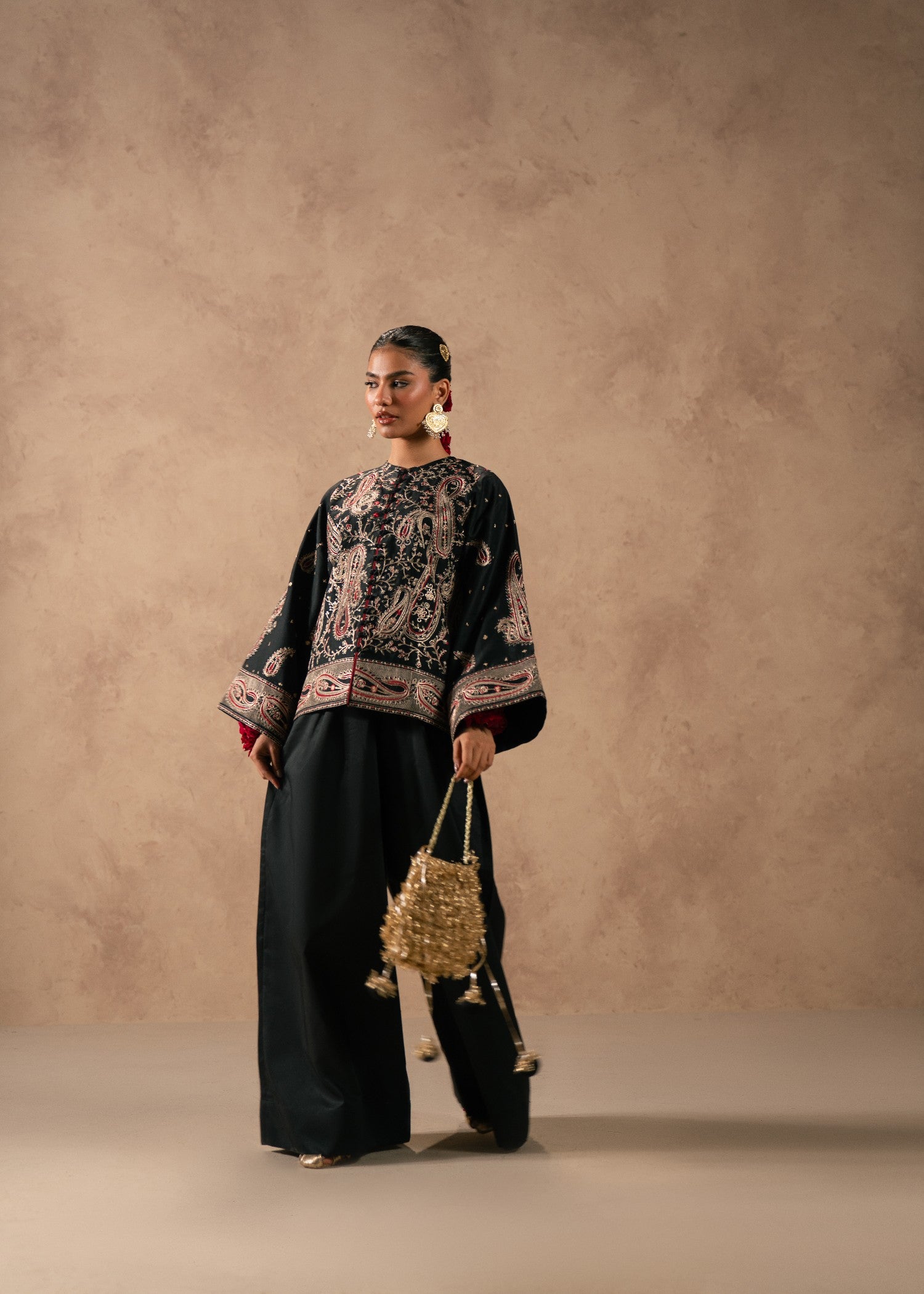 viscose thai silk Jacket in Black