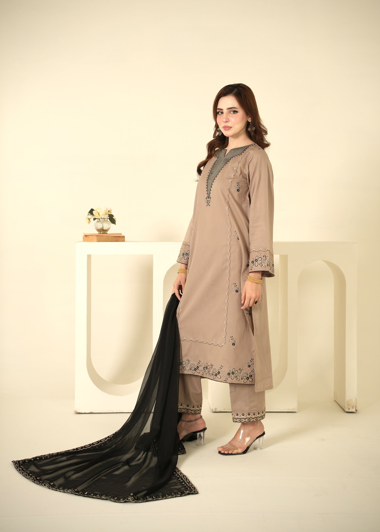 lawn cotton Kurta Set in Grey