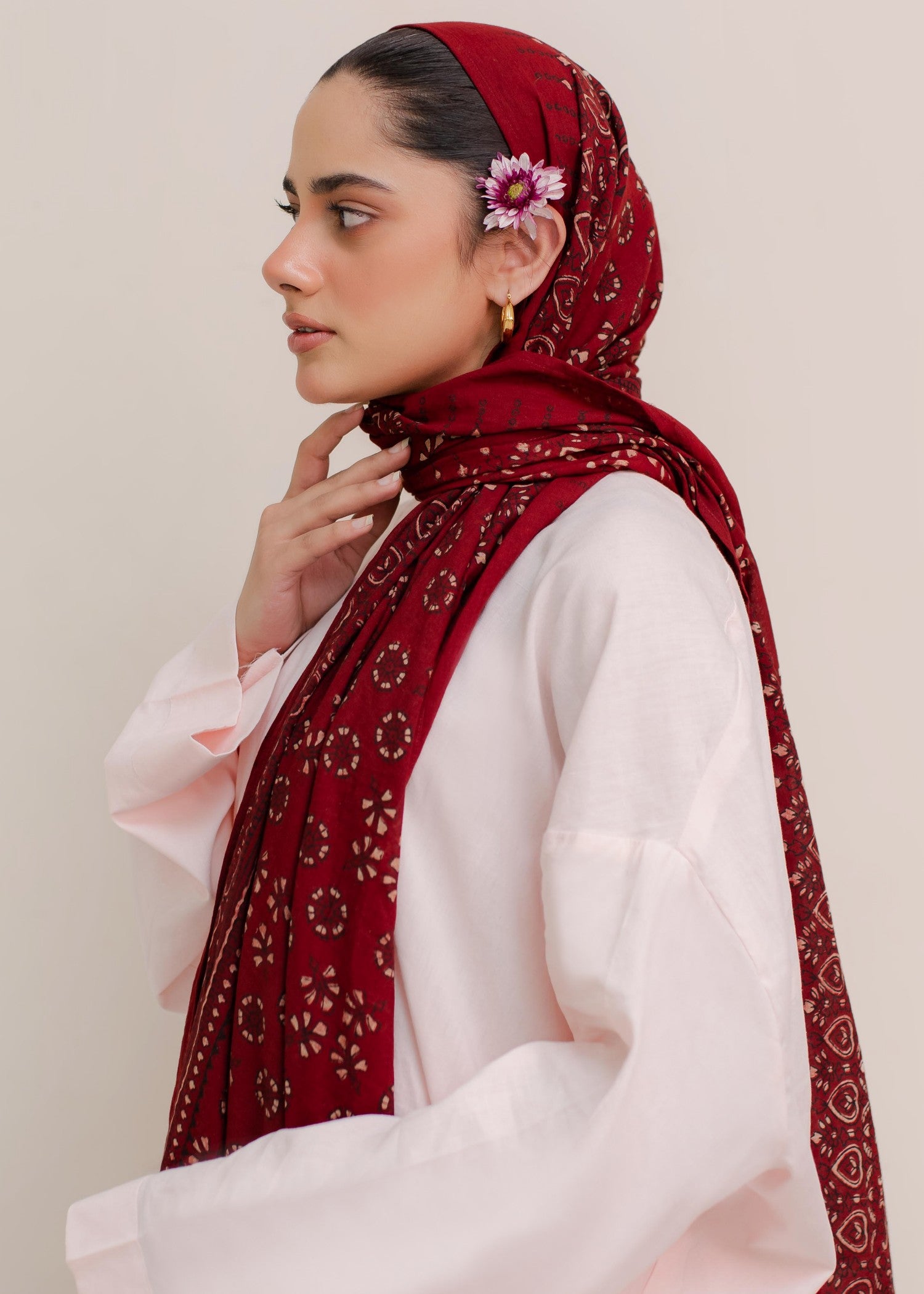 lawn cotton Hijab in Deep carmine