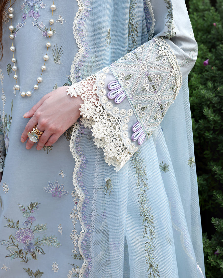 Belle Saison Lawn – Odette