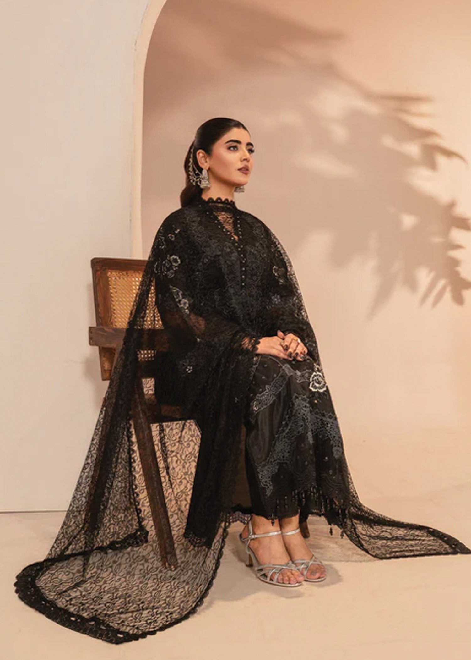 raw silk Kurta Set in Black