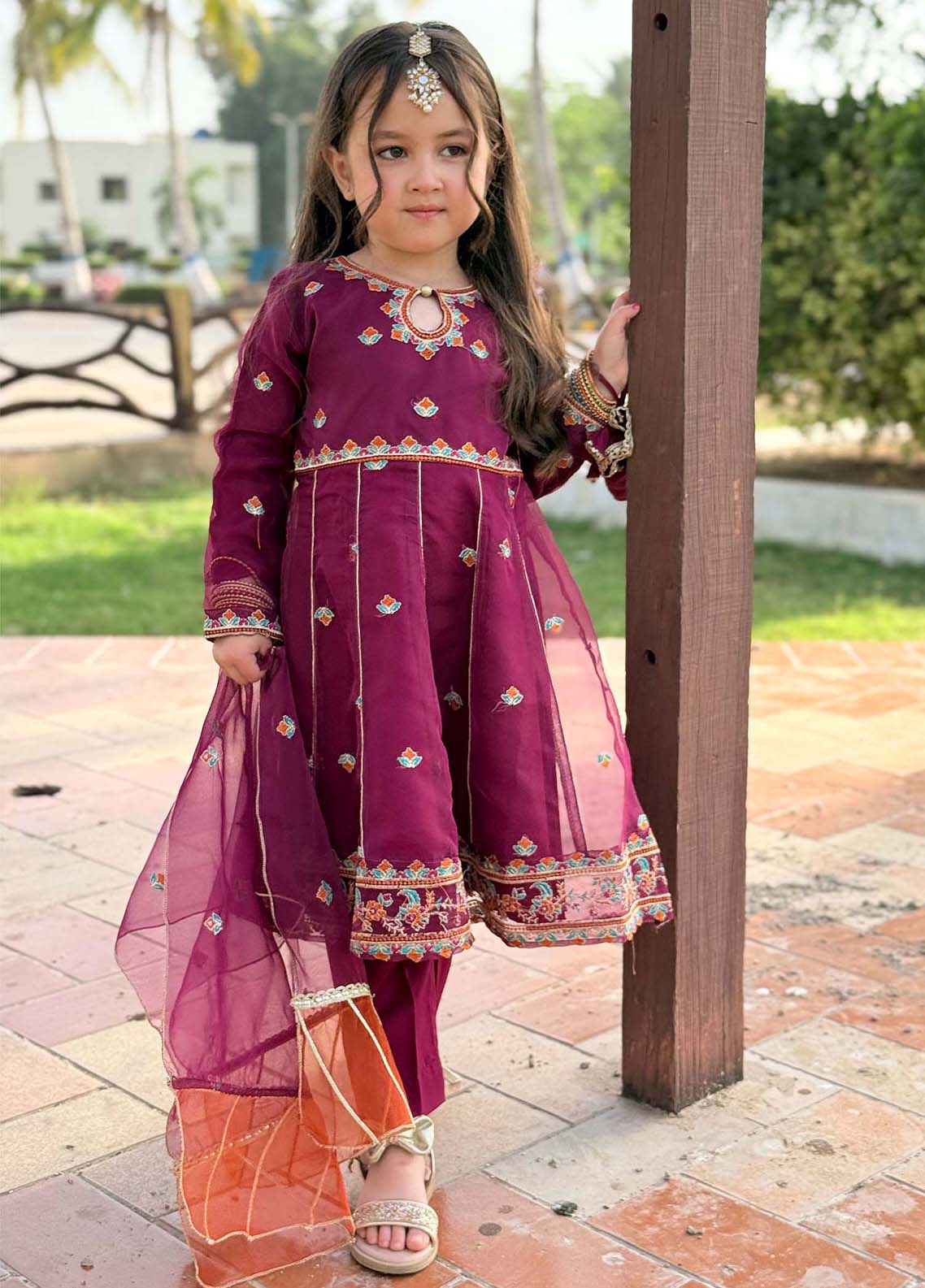 organza Pishwas in Magenta