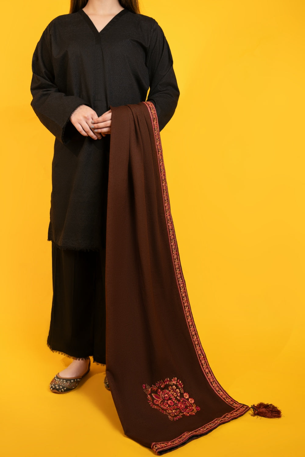 Shawl in Brown Color by - Trendy Women Shawl NTS1115