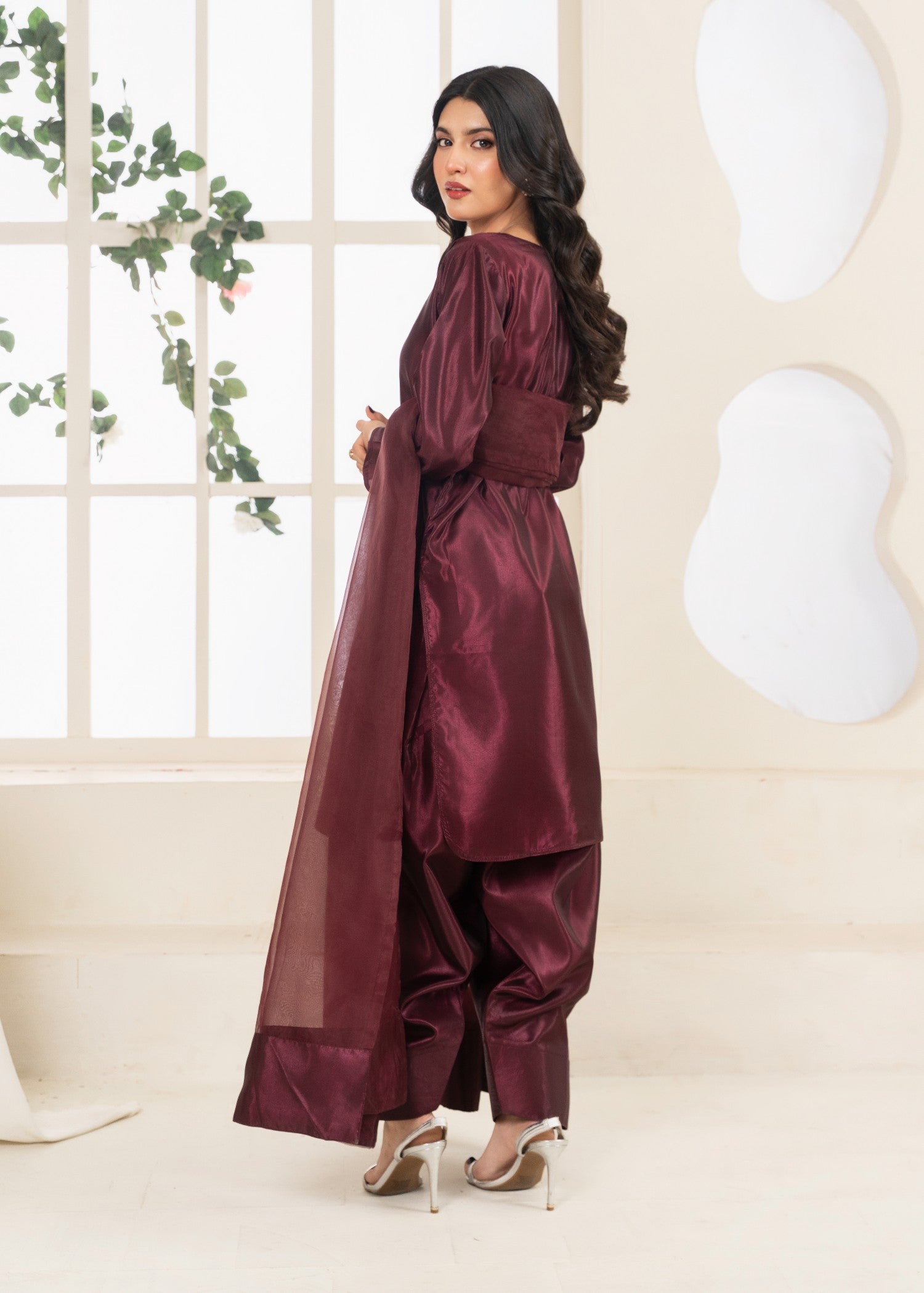 blended kattan silk Kurta Set in Wine