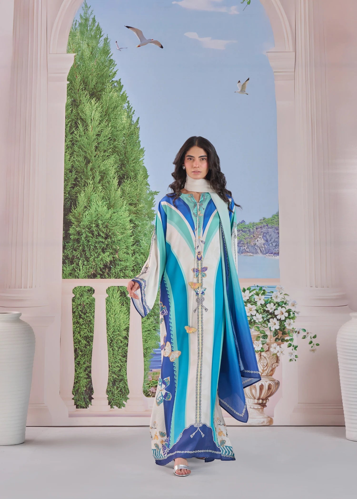 charmuse/shamooz Kaftan in Multi