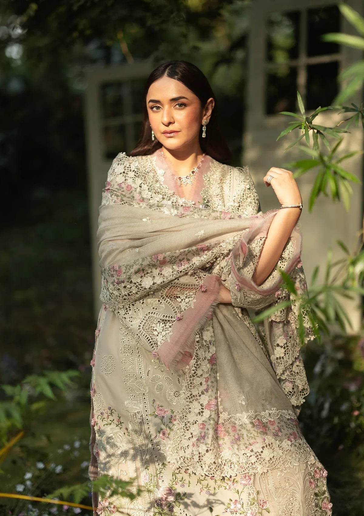 Luxury Lawn – ELQ-1A ALL MAGICAL