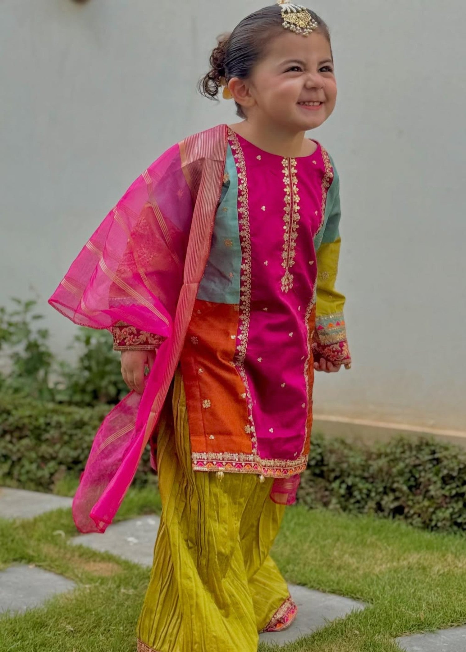 raw silk Kurta Set in Multi