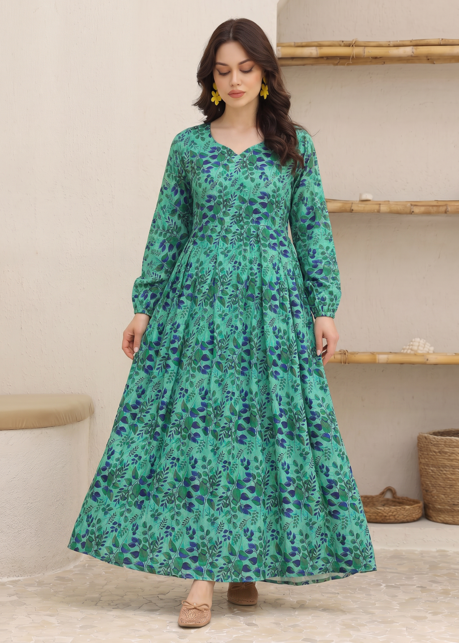 lawn Maxi in Parrot green