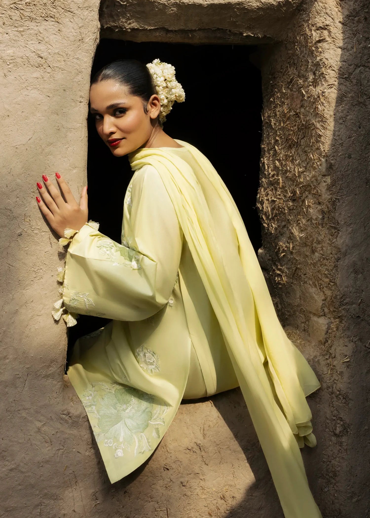 lawn cotton Kurta Set in Light yellow