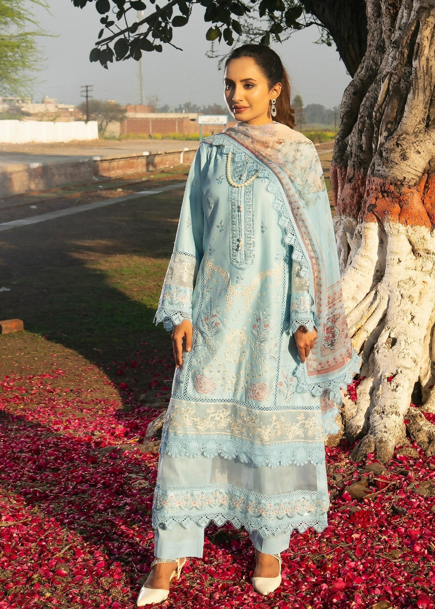 lawn Kurta Set in Light blue