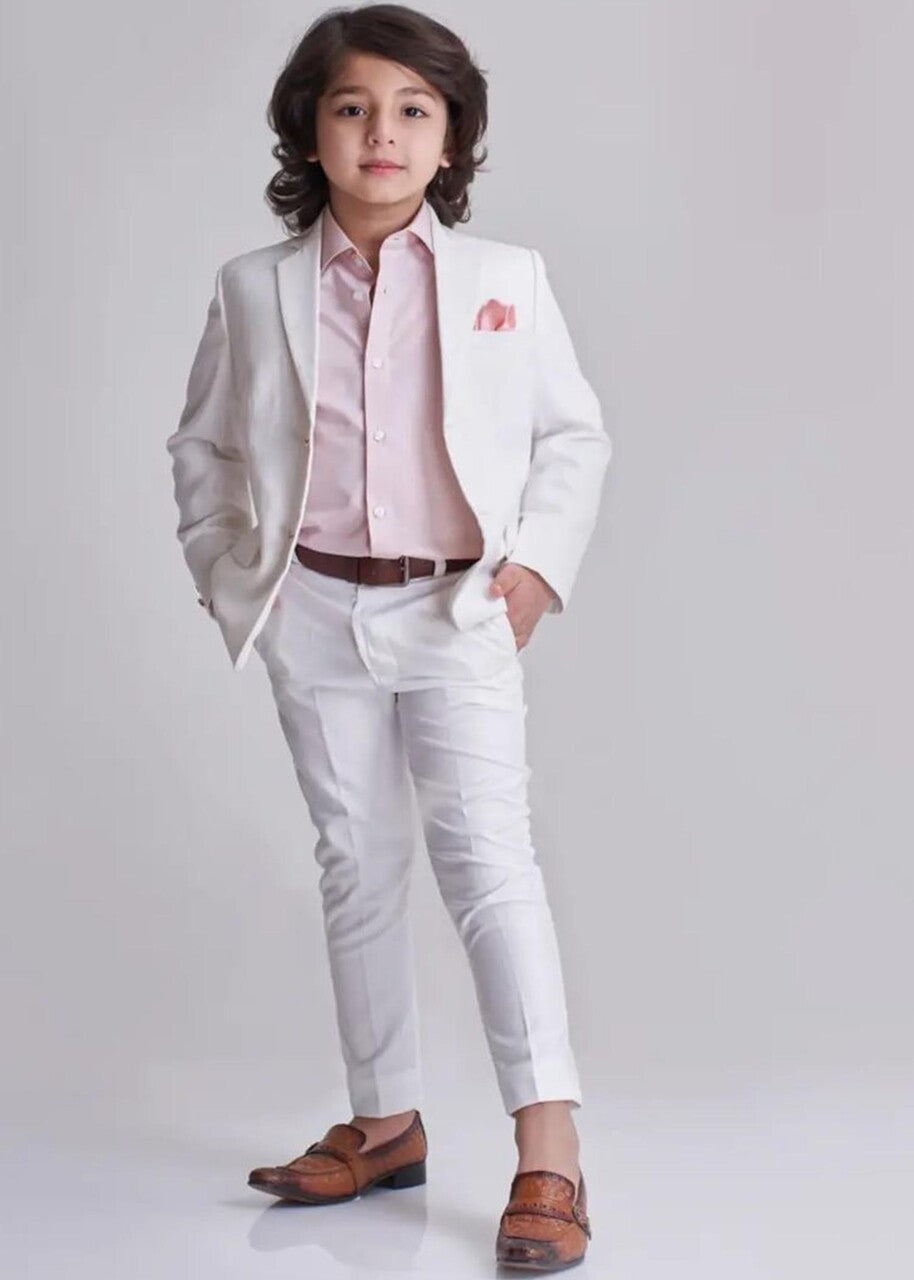 suiting Suits in White