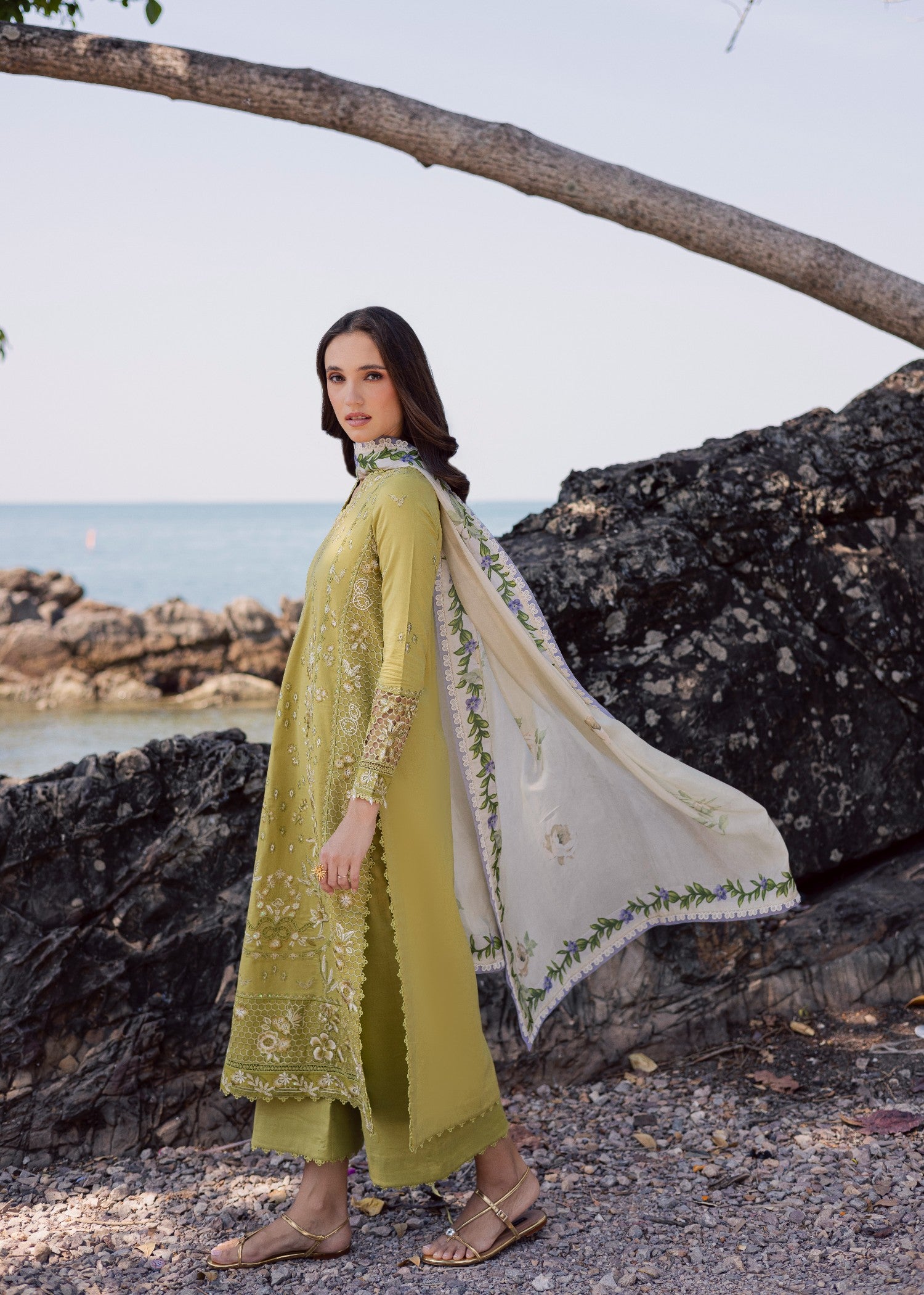 lawn cotton Kurta Set in Apple green