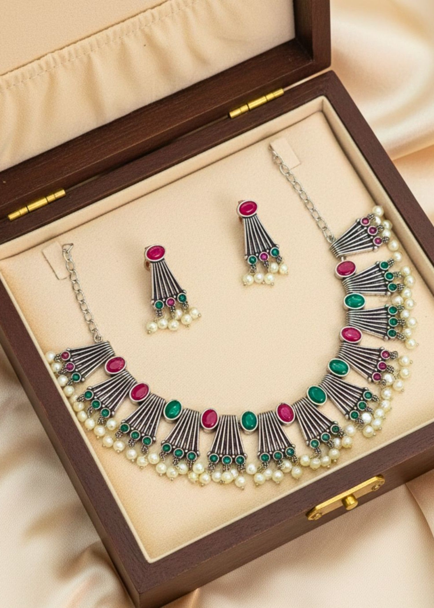 Jewelry Set in Multi Color by - Trendy Women Jewelry Set EMZ0007