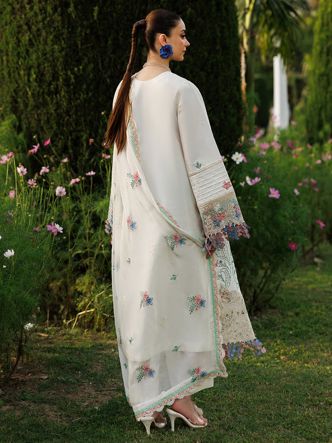 Morbagh Luxury Lawn – M-03