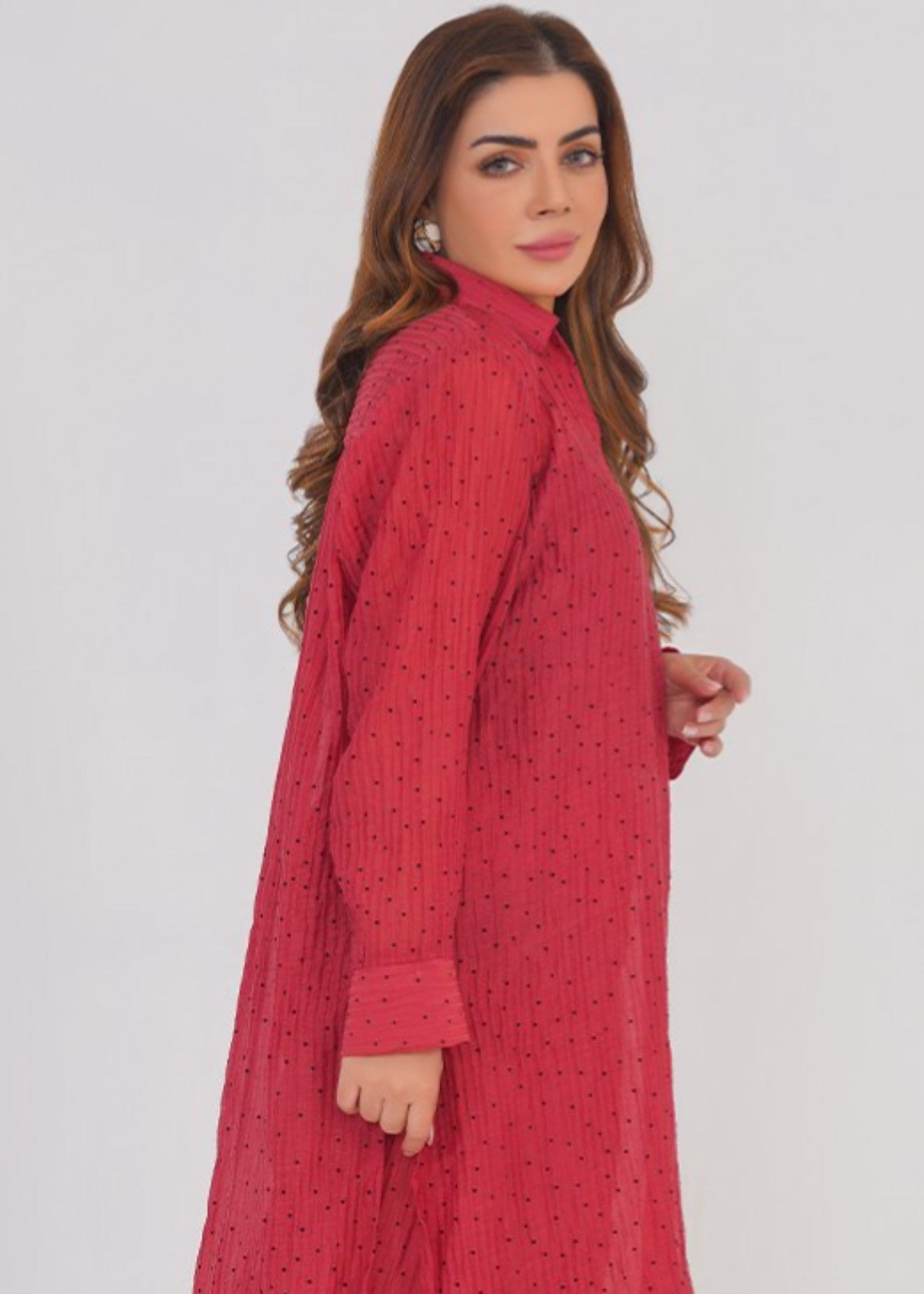 pure silk chiffon Kurta Set in Black, red