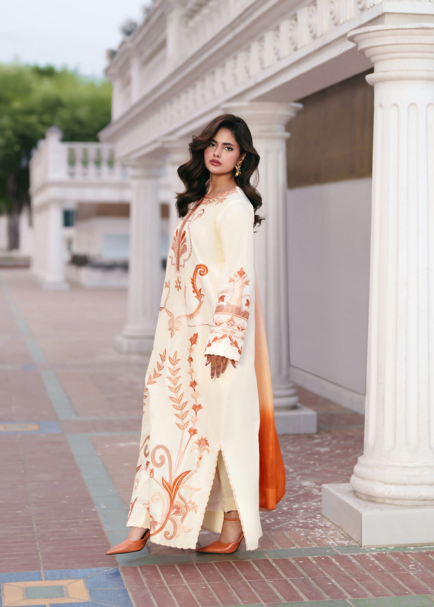 silk tissue Kaftan in Ivory